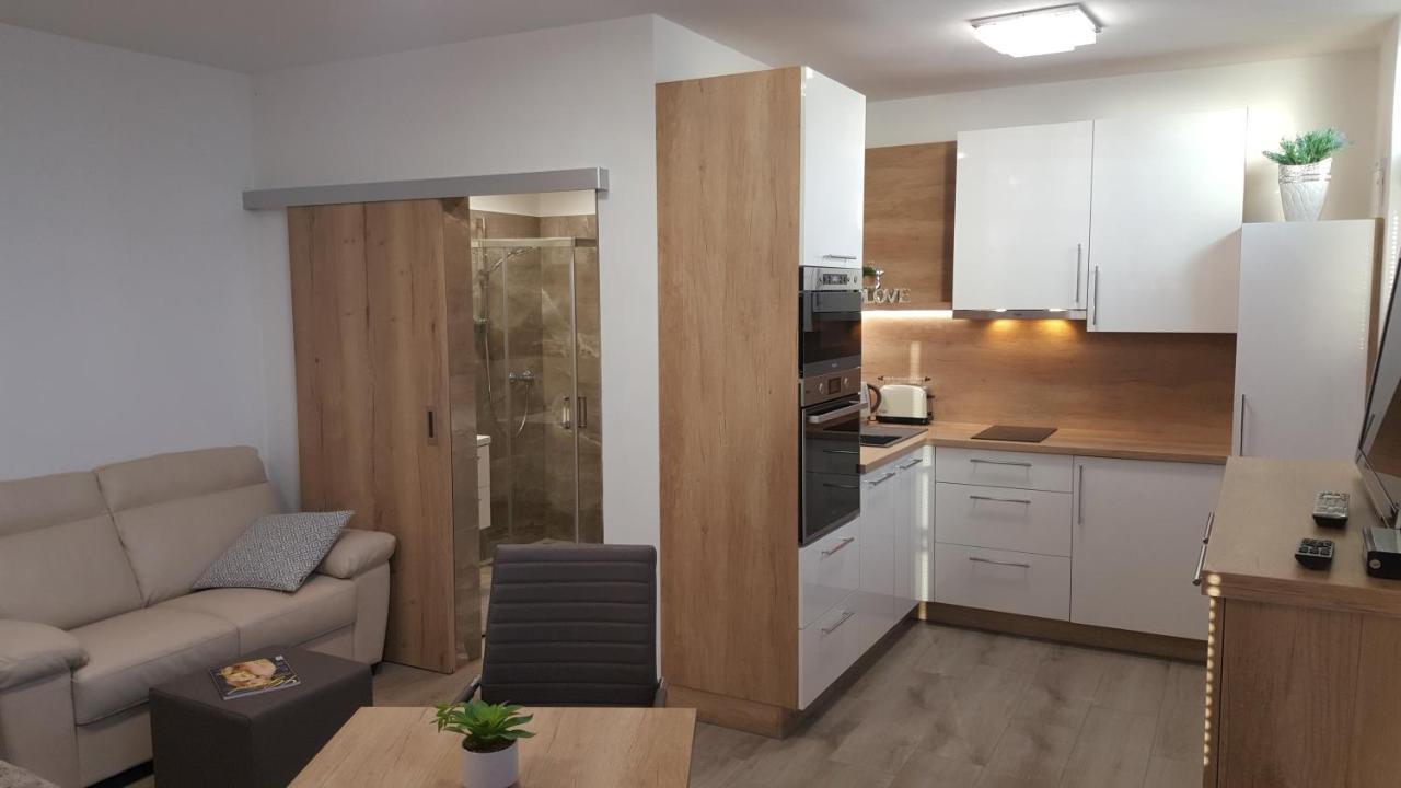 Village Romantic Apartments Near Cesky Krumlov (Adults Only) Strizov Dış mekan fotoğraf