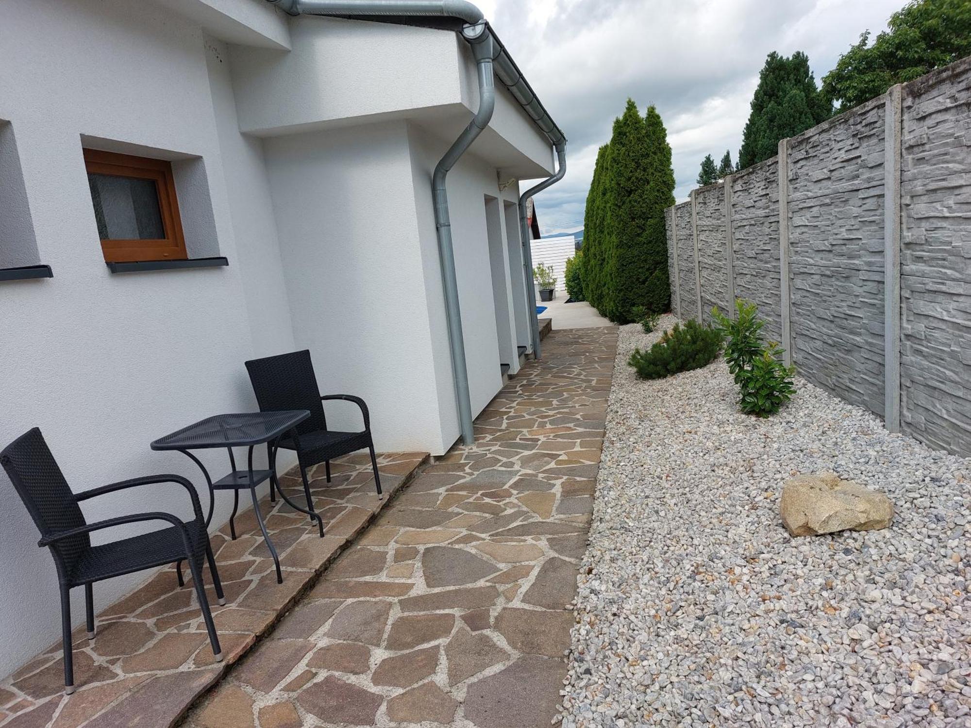 Village Romantic Apartments Near Cesky Krumlov (Adults Only) Strizov Dış mekan fotoğraf